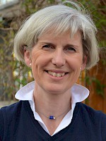 Frau Elisabeth Rewitzer